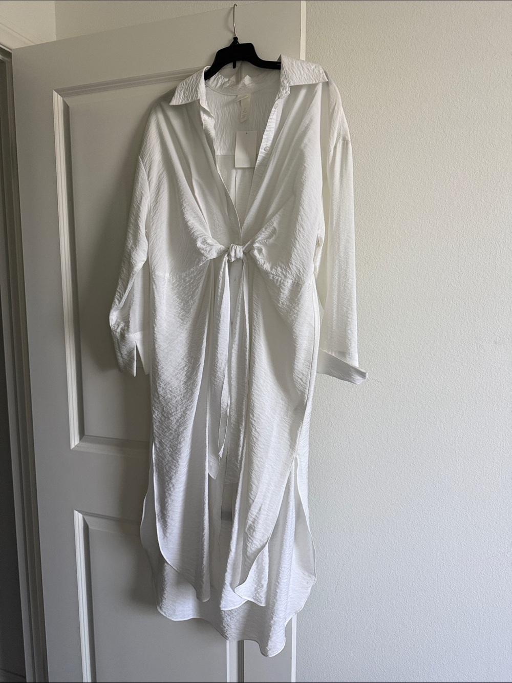 H&M White Button Down Tie-Front Maxi Shirt dress